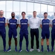 热刺官宣弗兰克教练组，卡梅隆-坎贝尔、法比安-奥特等人加入球队