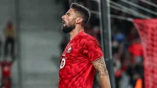 开云体育官网-吉鲁：我怀念欧洲足球的赛事氛围，肾上腺素以及竞争精神